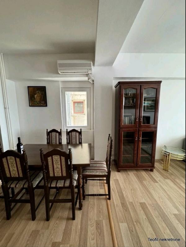 Slika 2 - Bulevar Arsenija Čarnojevića, Dvosoban stan za izdavanje, 60m2, 650€