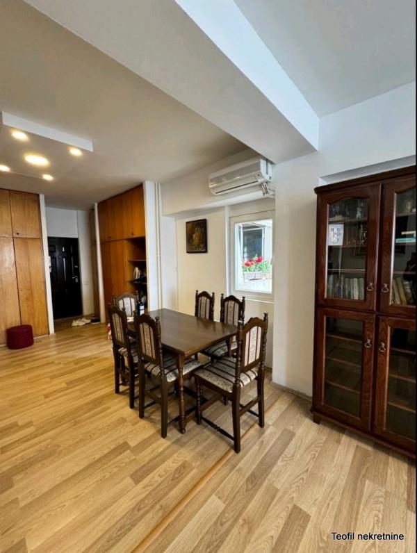 Slika 3 - Bulevar Arsenija Čarnojevića, Dvosoban stan za izdavanje, 60m2, 650€