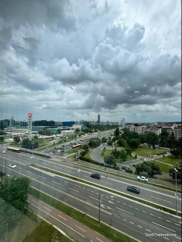 Slika 11 - Bulevar Arsenija Čarnojevića, Dvosoban stan za izdavanje, 60m2, 650€