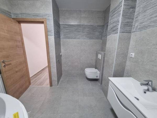 Slika 2 - Četvorosoban stan na prodaju, 98m2, 192.610€