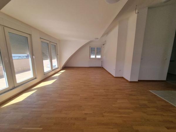 Slika 11 - Četvorosoban stan na prodaju, 98m2, 192.610€