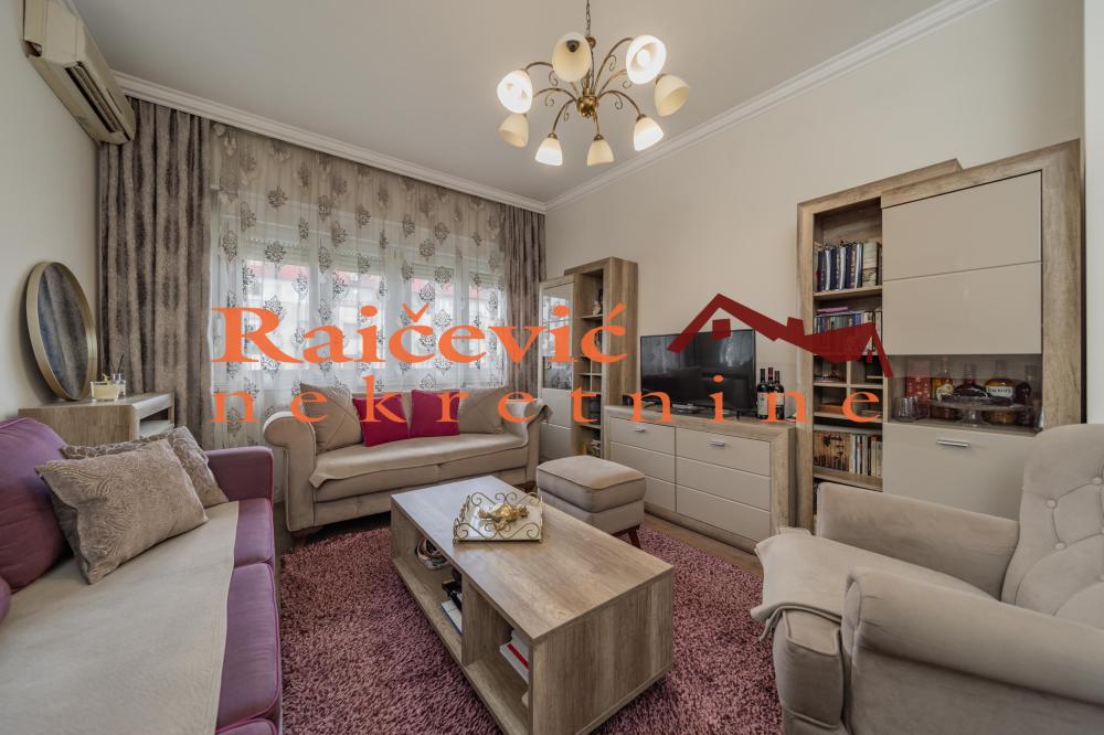 Slika 2 - Bulevar kralja Aleksandra, Troiposoban stan na prodaju, 78m2, 272.990€