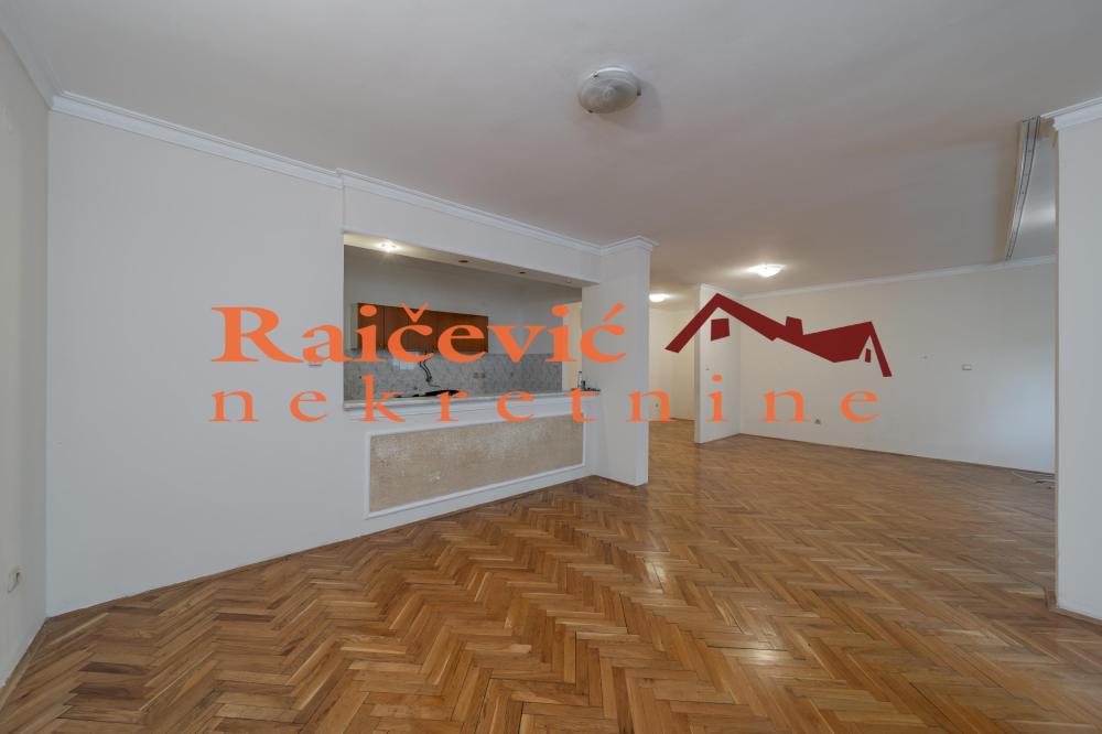 Slika 3 - Bore Vukmirovica, Trosoban stan na prodaju, 101m2, 270.000€