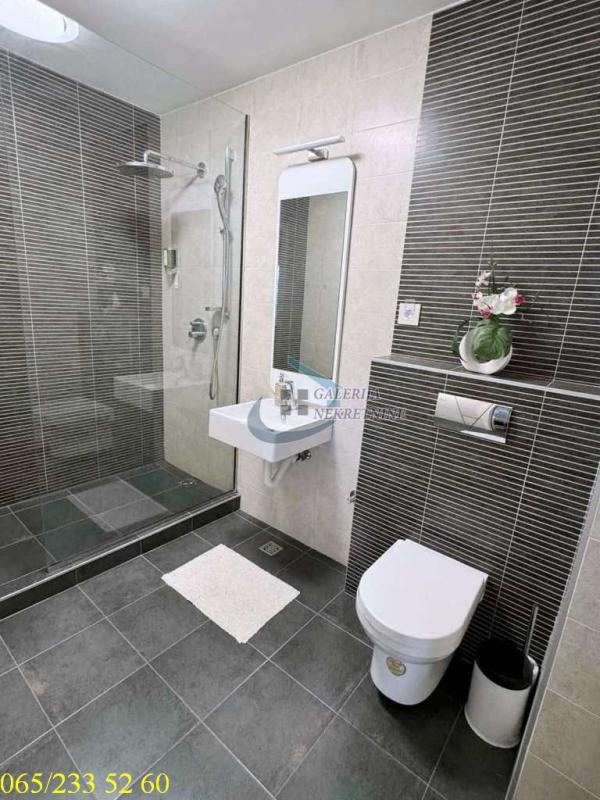 Slika 8 - Luke Vojvodića, Četvorosoban stan na prodaju, 270m2, 580.000€