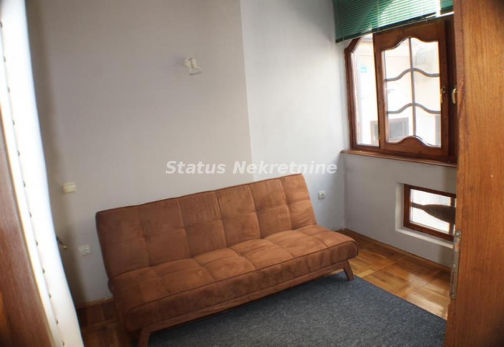 Slika 1 - Jednoiposoban stan za izdavanje, 34m2, 350€