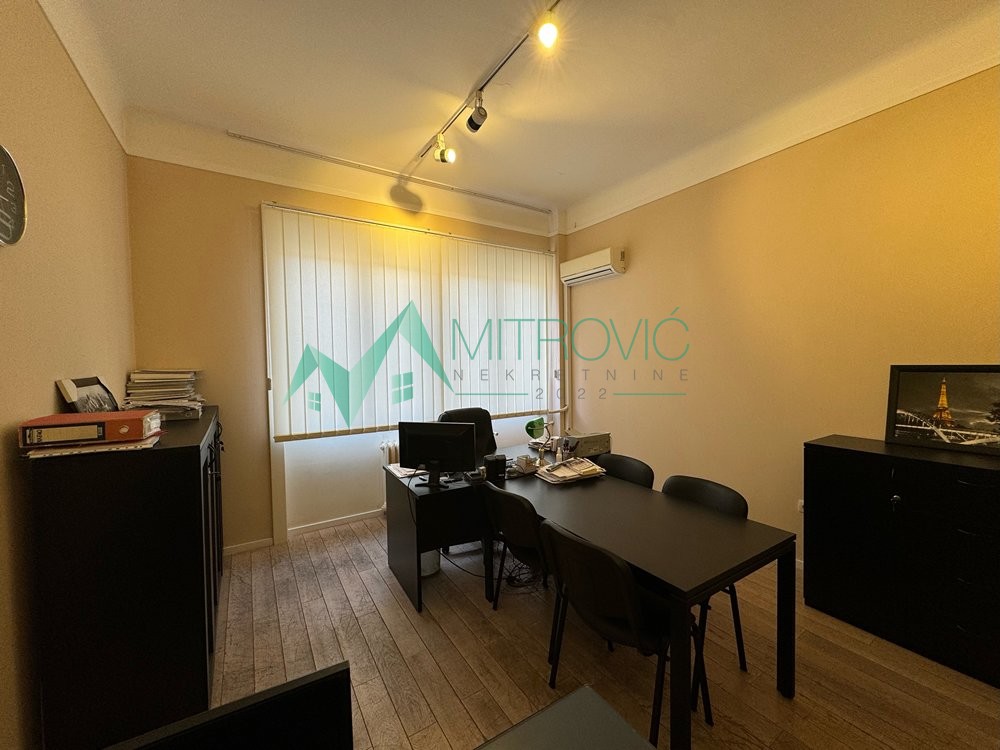 Slika 11 -  Lokal za izdavanje, 90m2, 850€