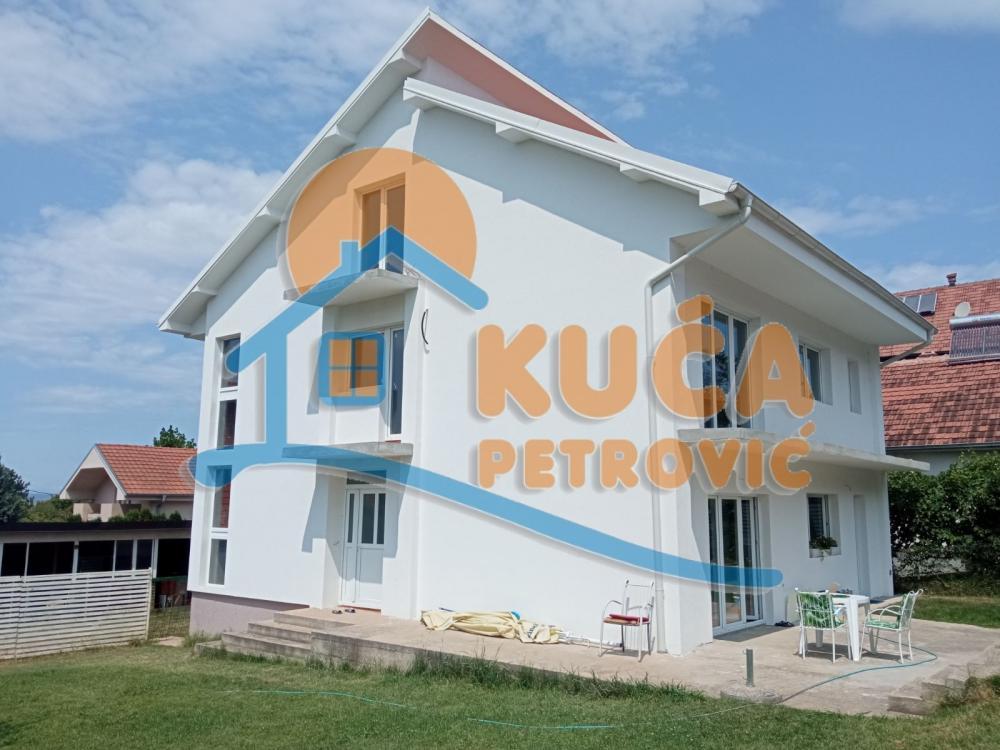 Glavna slika -Osme srpske brigade,  Lokal za izdavanje, 385m2, 2.200€