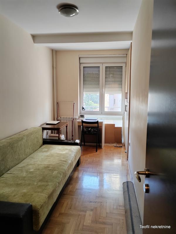 Slika 1 - Vojvode Stepe, Jednoiposoban stan za izdavanje, 46m2, 500€