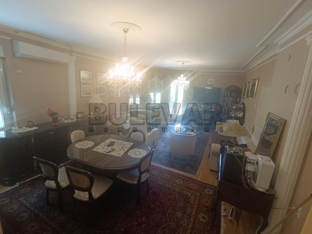Slika 3 - Episkopska, Troiposoban stan na prodaju, 142m2, 276.000€