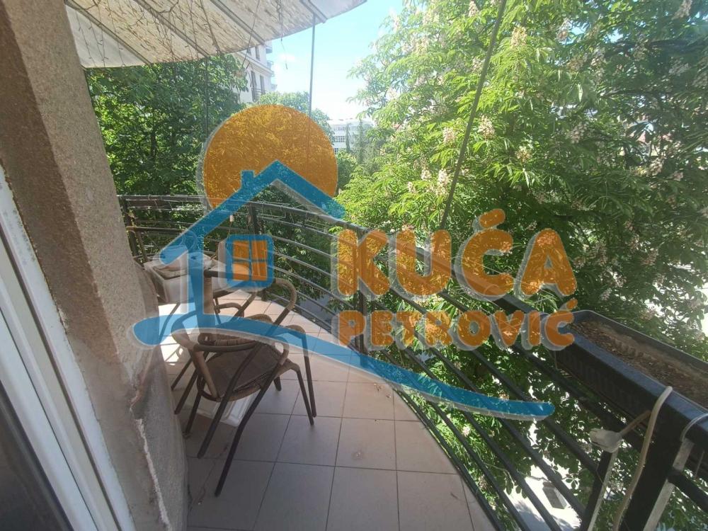 Slika 2 - Episkopska, Troiposoban stan na prodaju, 142m2, 276.000€