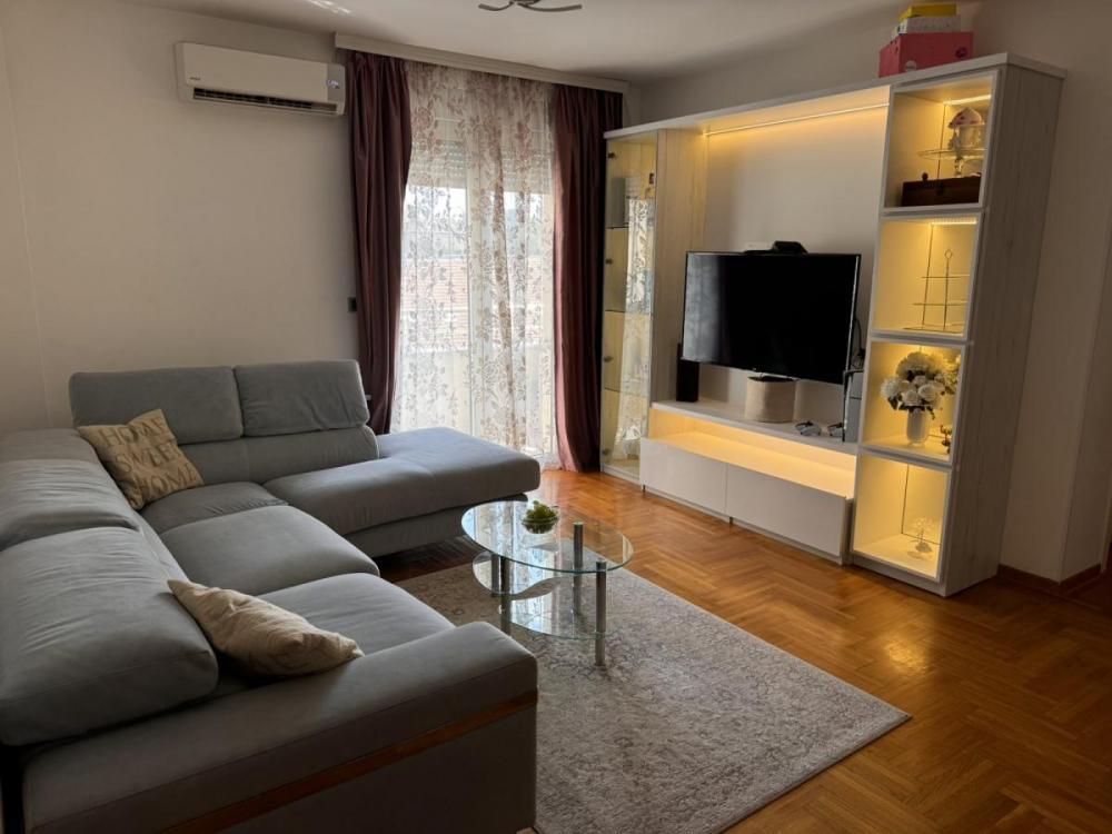 Glavna slika -Trosoban stan na prodaju, 74m2, 225.000€