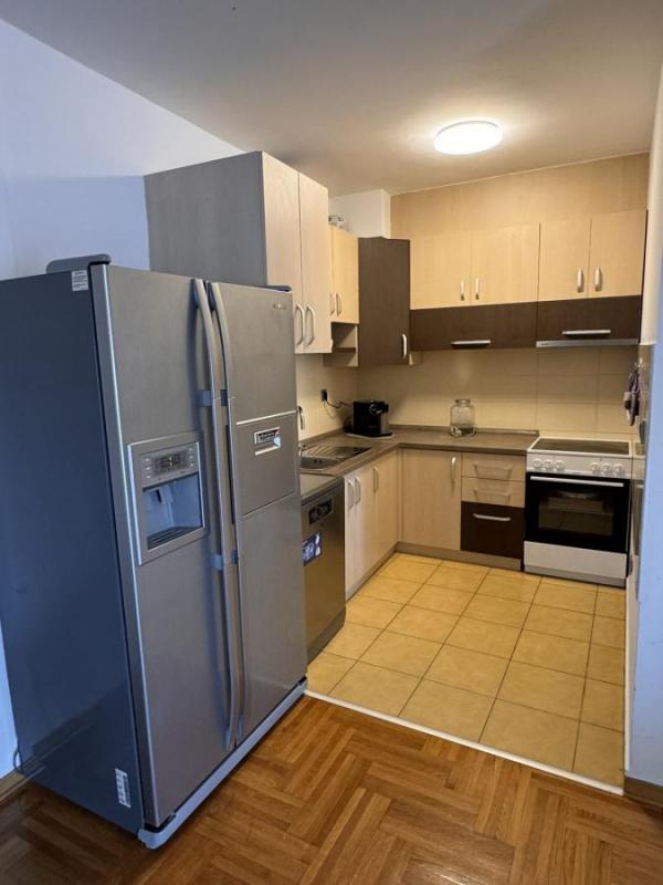 Slika 3 - Trosoban stan na prodaju, 74m2, 225.000€