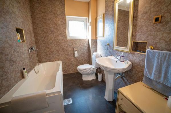 Slika 11 -  Kuća na prodaju, 251m2, 371.000€