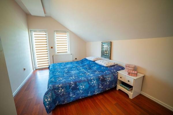 Slika 3 -  Kuća na prodaju, 251m2, 371.000€