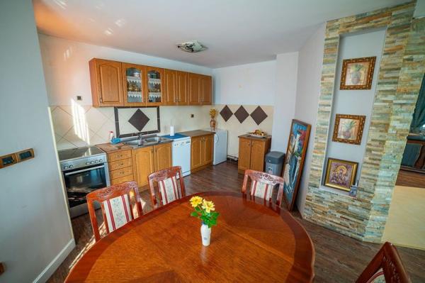 Slika 7 -  Kuća na prodaju, 251m2, 371.000€