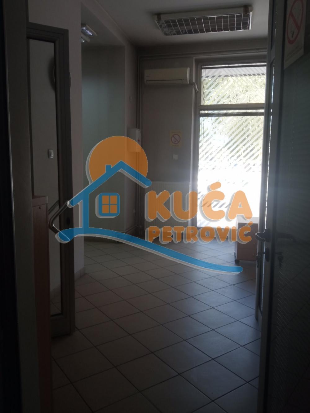 Slika 7 - Sinđelićev trg,  Lokal za izdavanje, 450m2, 4.000€