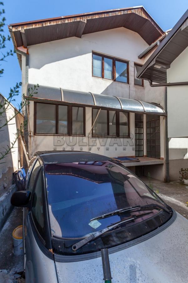 Glavna slika -Igmanska,  Lokal za izdavanje, 270m2, 750€