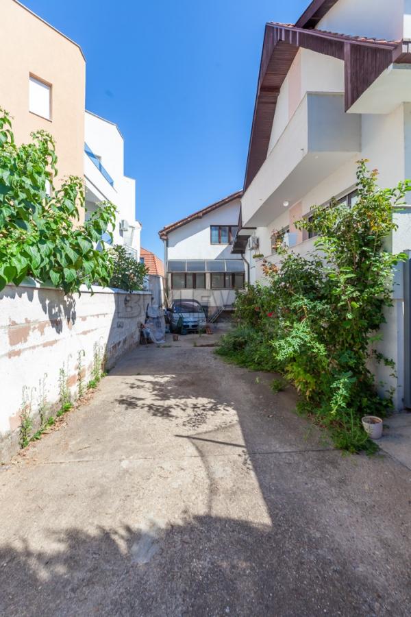 Slika 1 - Igmanska,  Lokal za izdavanje, 270m2, 750€