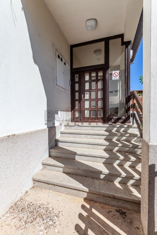 Slika 2 - Igmanska,  Lokal za izdavanje, 270m2, 750€