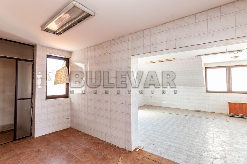 Slika 10 - Igmanska,  Lokal za izdavanje, 270m2, 750€