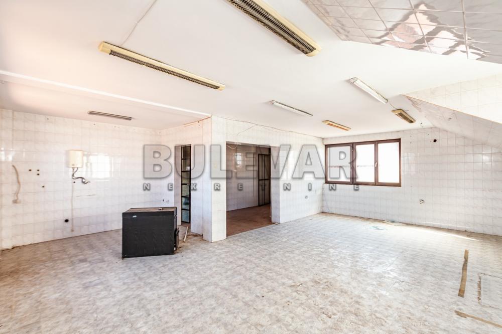 Slika 11 - Igmanska,  Lokal za izdavanje, 270m2, 750€