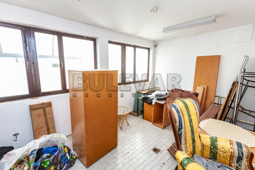 Slika 3 - Igmanska,  Lokal za izdavanje, 270m2, 750€