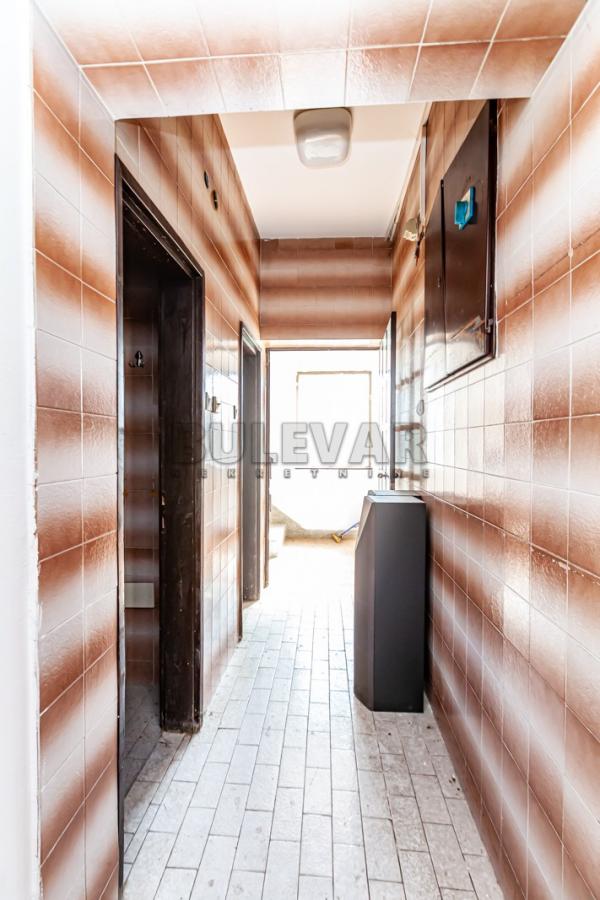 Slika 5 - Igmanska,  Lokal za izdavanje, 270m2, 750€