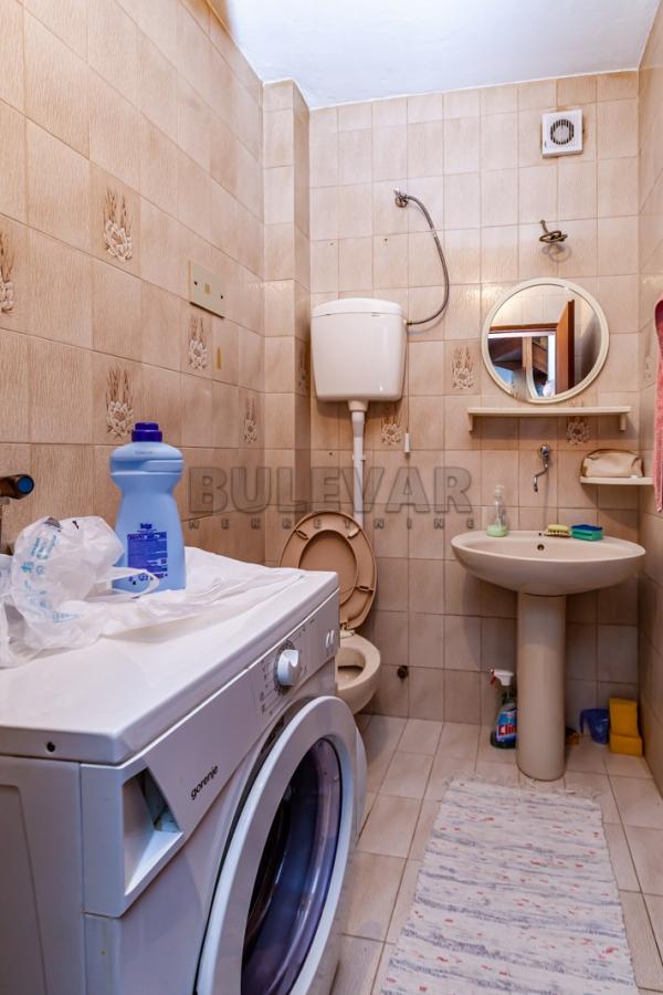 Slika 8 - Igmanska, Četvorosoban stan za izdavanje, 180m2, 500€