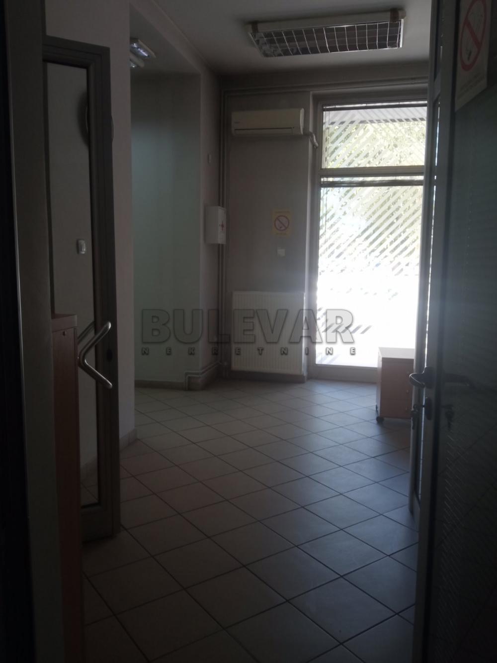 Slika 7 - Sinđelićev trg,  Lokal za izdavanje, 450m2, 5.700€