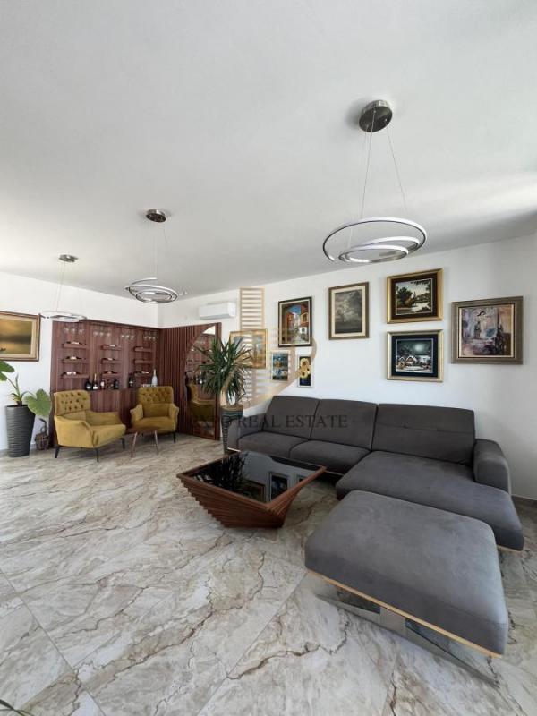 Slika 3 - Petosoban stan na prodaju, 145m2, 430.000€