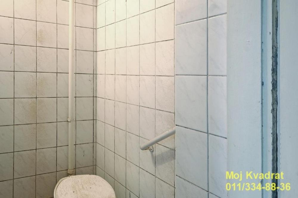 Slika 3 -  Lokal za izdavanje, 90m2, 1.350€