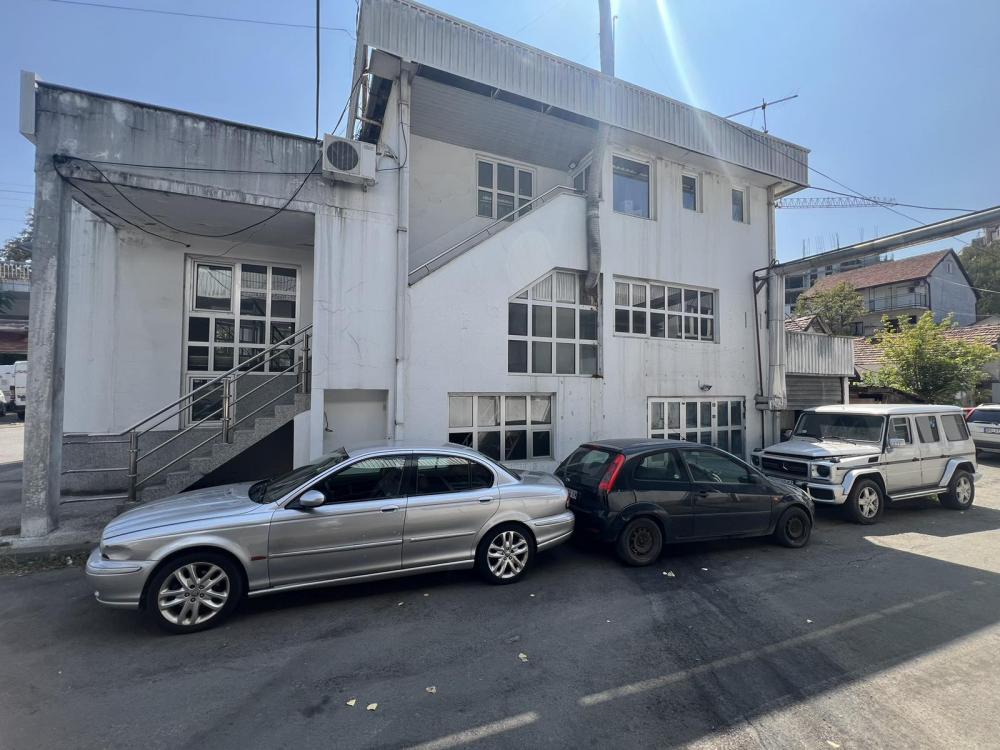 Slika 1 - Pastroviceva,  Lokal za izdavanje, 210m2, 1.500€