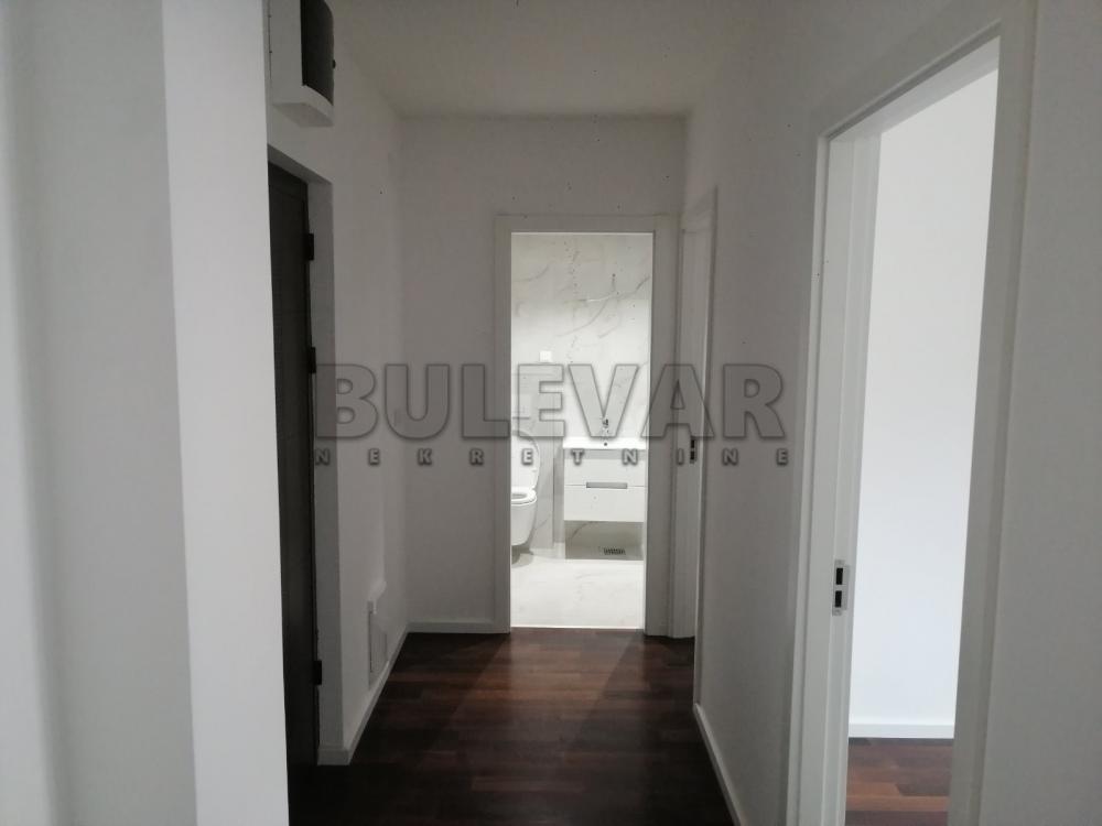 Slika 5 - Bulevar Svetog Pantelejmona, Dvoiposoban stan za izdavanje, 59m2, 450€