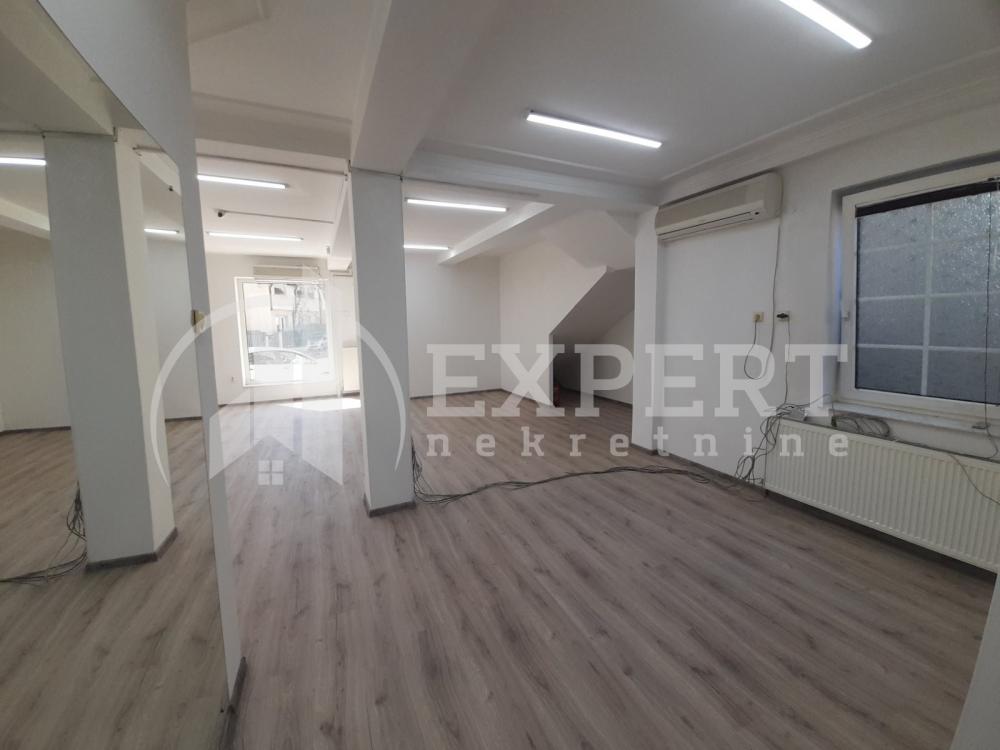 Slika 2 - Stevana Nemanje,  Kuća za izdavanje, 670m2, 3.000€