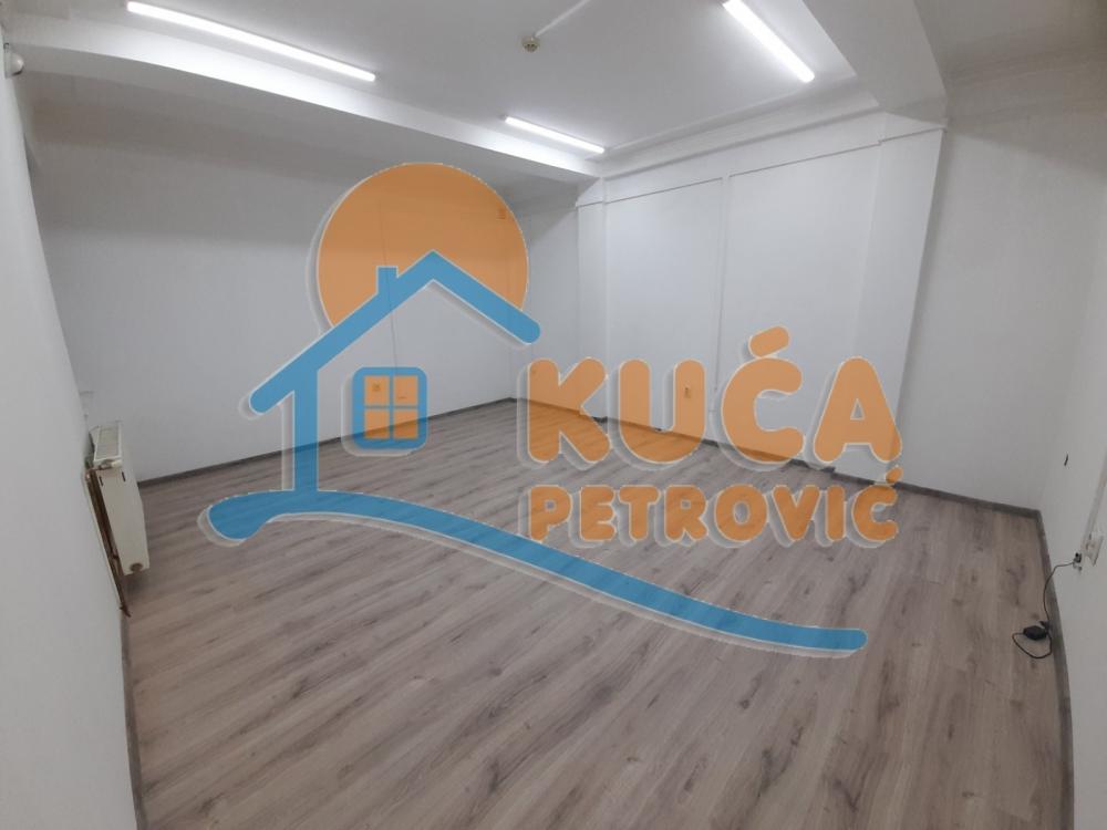 Slika 5 - Stevana Nemanje,  Kuća za izdavanje, 670m2, 3.000€