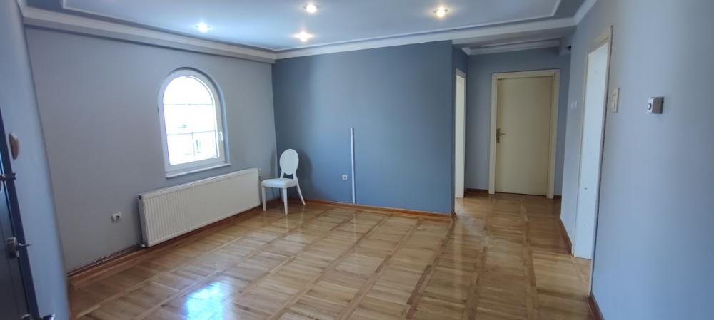 Slika 5 -  Lokal za izdavanje, 670m2, 5.000€