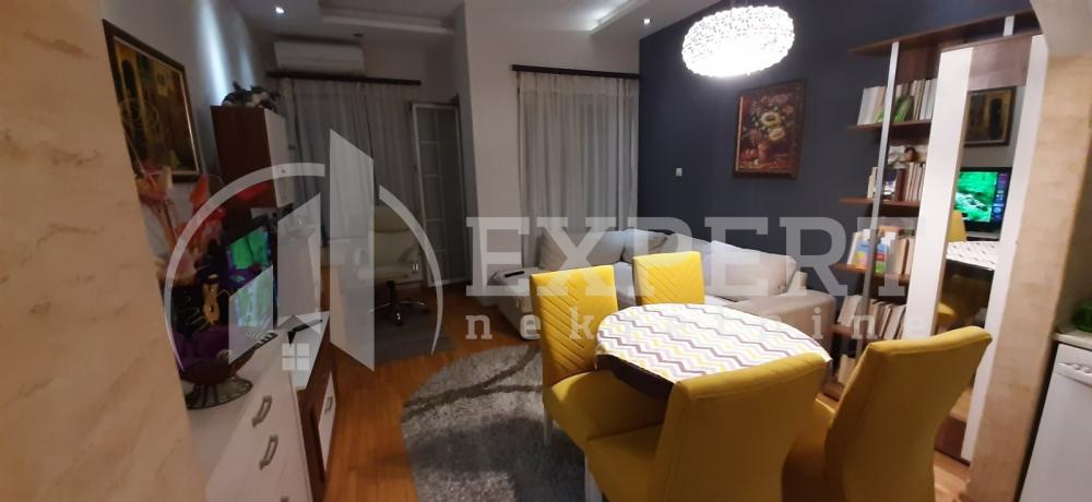 Slika 1 - Episkopska, Dvoiposoban stan za izdavanje, 65m2, 380€