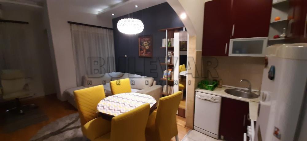 Slika 3 - Episkopska, Dvoiposoban stan za izdavanje, 65m2, 380€