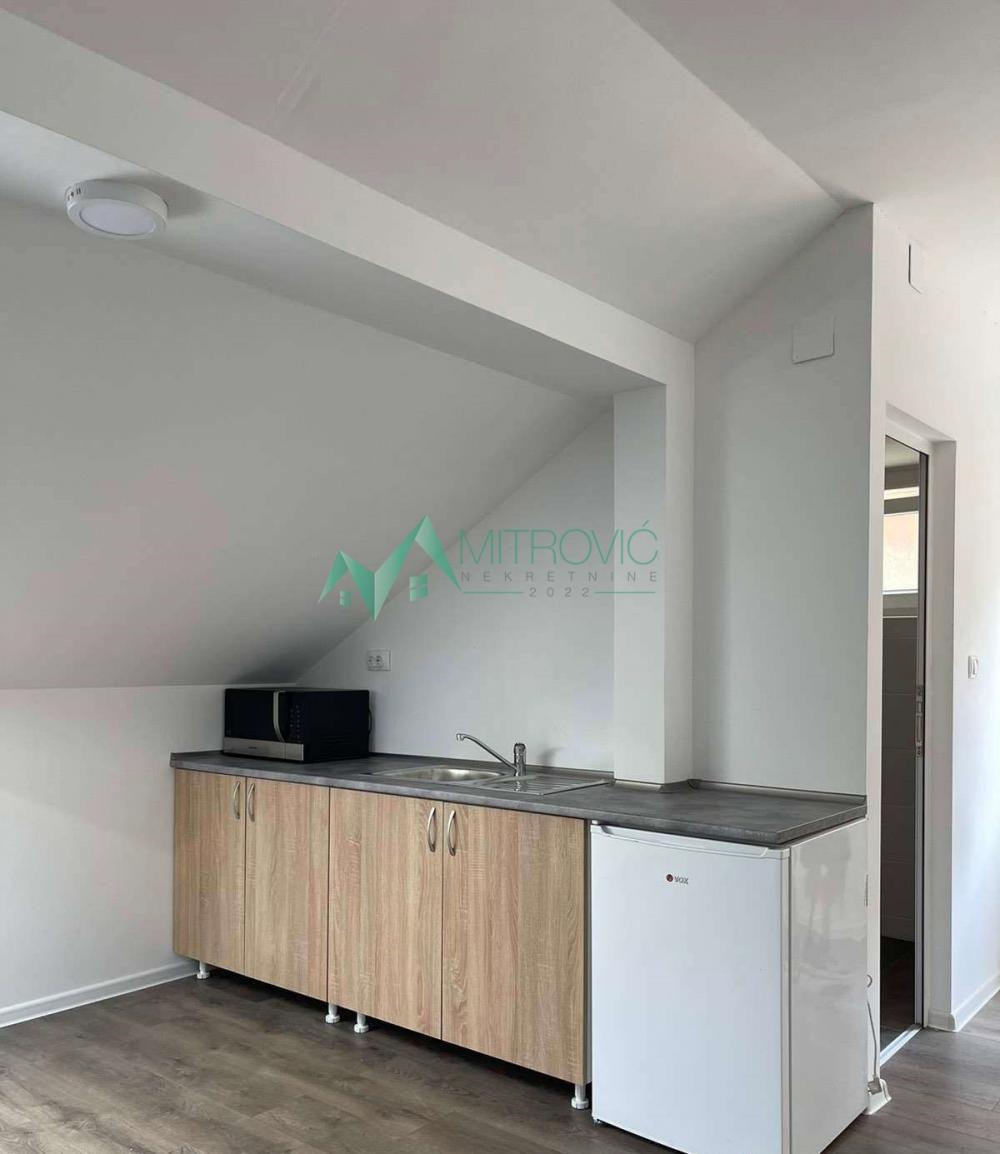 Slika 2 -  Lokal za izdavanje, 80m2, 450€