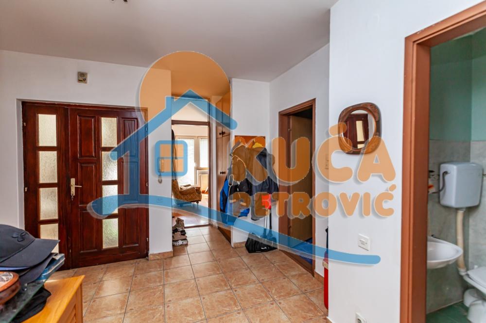 Slika 6 - Kej Kola srpskih sestara,  Kuća na prodaju, 421m2, 730.000€