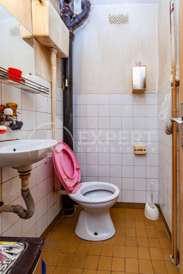 Slika 8 - Bulevar Nemanjića, Trosoban stan na prodaju, 70m2, 155.000€