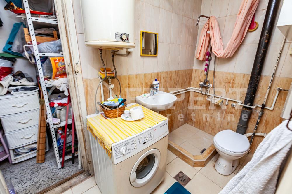 Slika 7 - Bulevar Nemanjića, Trosoban stan na prodaju, 70m2, 155.000€