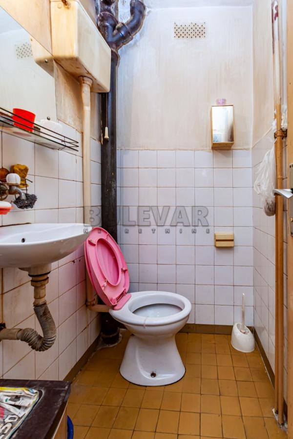 Slika 8 - Bulevar Nemanjića, Trosoban stan na prodaju, 70m2, 155.000€