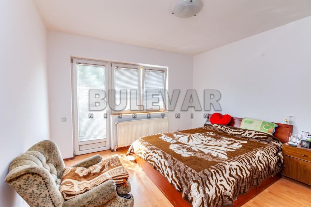 Slika 10 - Kej Kola srpskih sestara,  Kuća na prodaju, 421m2, 730.000€