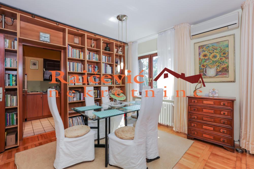 Slika 1 - Zivorada Jakovljevica,  Kuća na prodaju, 360m2, 350.000€