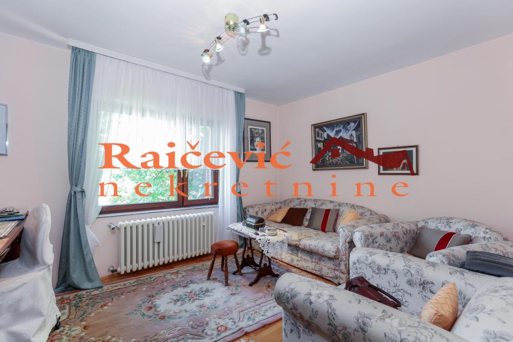 Slika 2 - Zivorada Jakovljevica,  Kuća na prodaju, 360m2, 350.000€