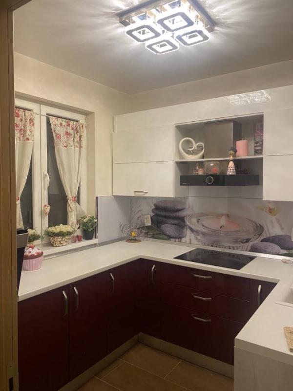 Slika 1 - Četvorosoban stan na prodaju, 120m2, 300.000€