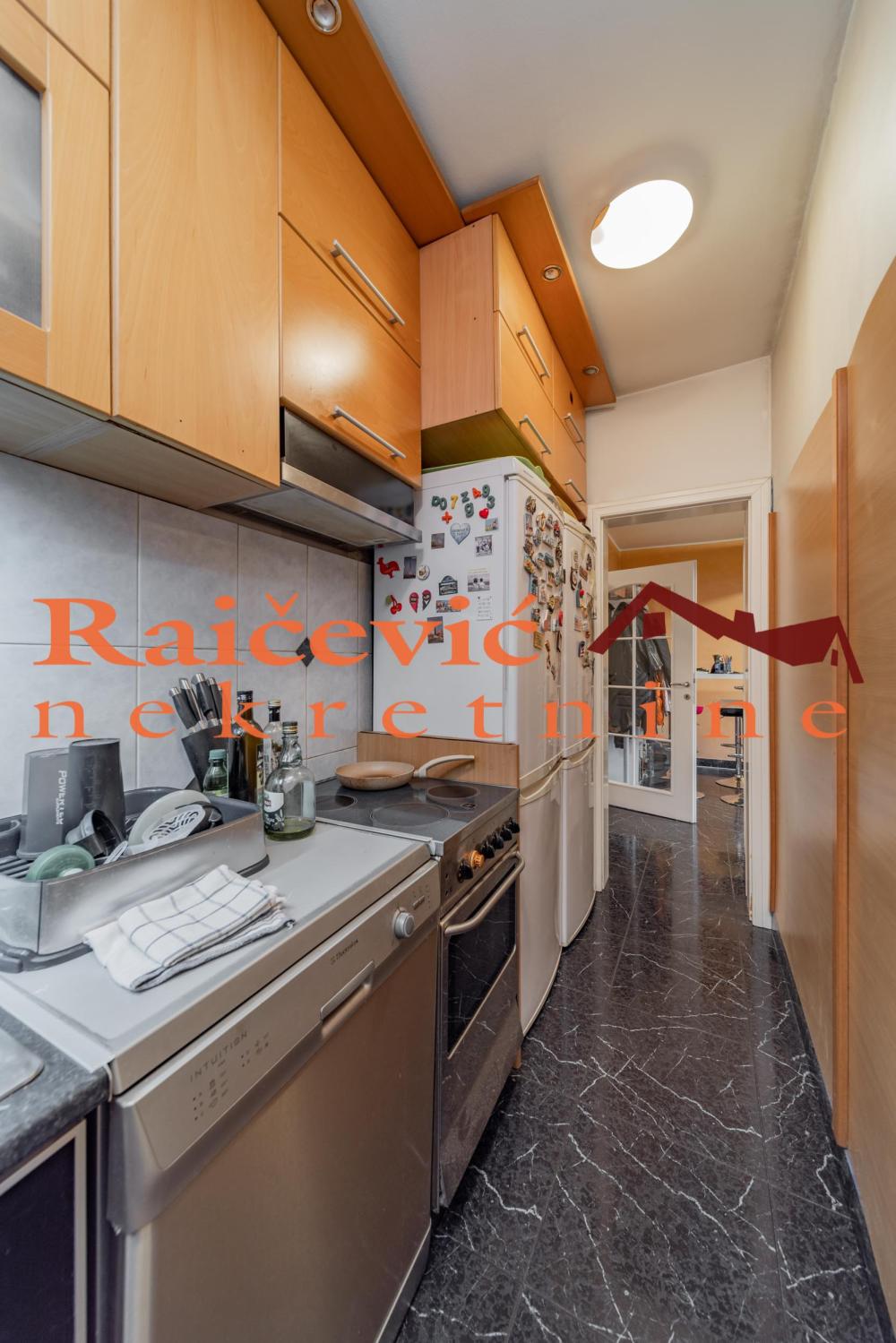 Slika 4 - Koce Popovica, Četvorosoban stan na prodaju, 202m2, 540.000€