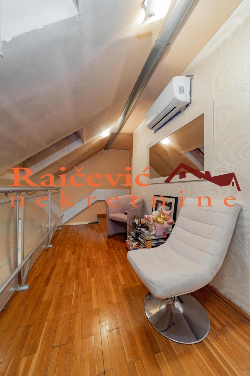 Slika 9 - Koce Popovica, Četvorosoban stan na prodaju, 202m2, 540.000€