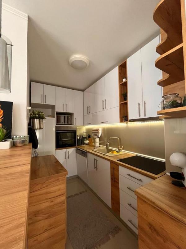 Slika 3 - Petosoban stan na prodaju, 100m2, 255.000€